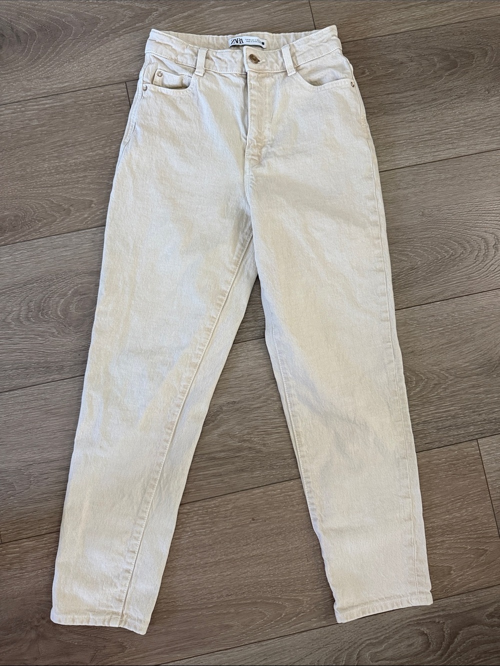 Zara Cream Mom Jean High-Rise Jeans Sz 2